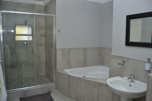 Hostal African Sands Guesthouse