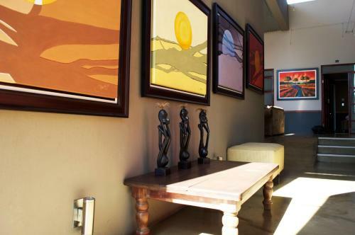 Hostal African Moon Corporate House