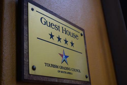 Hostal African Moon Corporate House