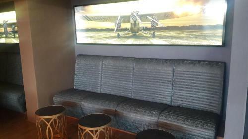 Hotel The Aviator Or Tambo