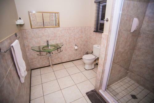 Hostal Adelante Lodge