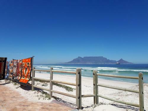Hostal Dolphin Inn Guesthouse - Blouberg
