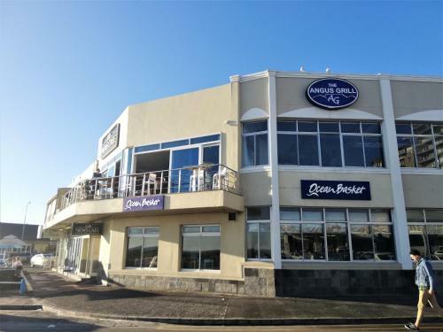 Hostal Dolphin Inn Guesthouse - Blouberg