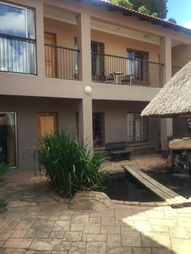 Bed & Breakfast Africa Footprints