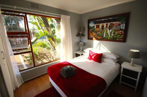 Saltycrax Backpackers And Surf Hostel