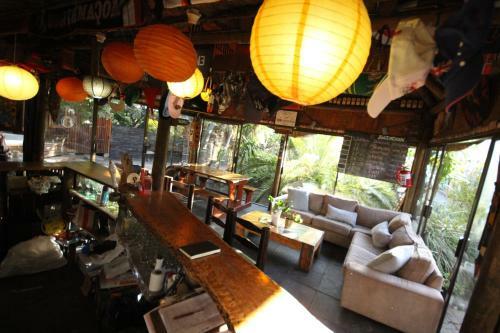 Saltycrax Backpackers And Surf Hostel