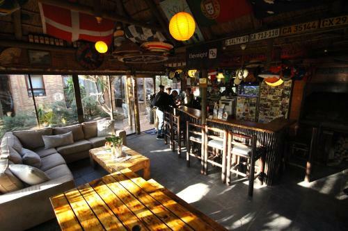 Saltycrax Backpackers And Surf Hostel