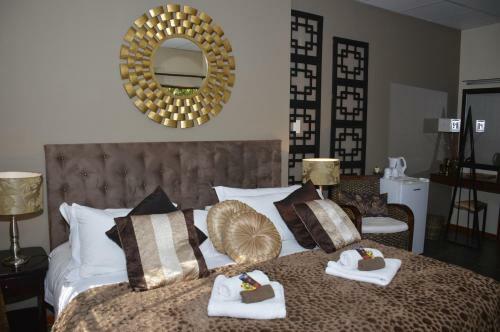 Hostal Two Bells Guest House