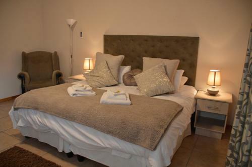 Hostal Two Bells Guest House