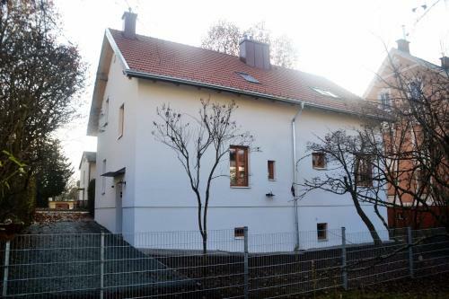 Villa100und10 Apartment Rose By Seebnb