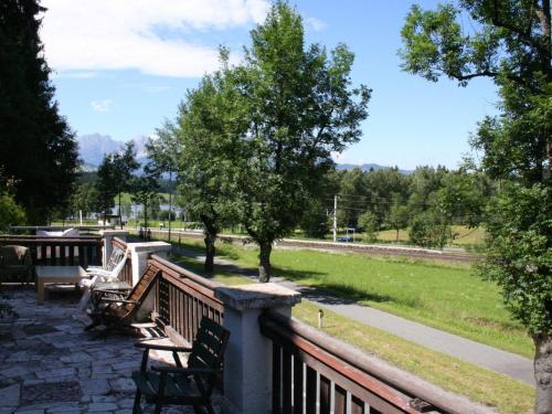 Beautiful Apartment In Kitzb�hel With Terrace