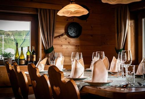 Hostal Berghaus Tirol