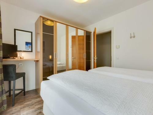 Elegant Apartment In Leogang With Ski Storage