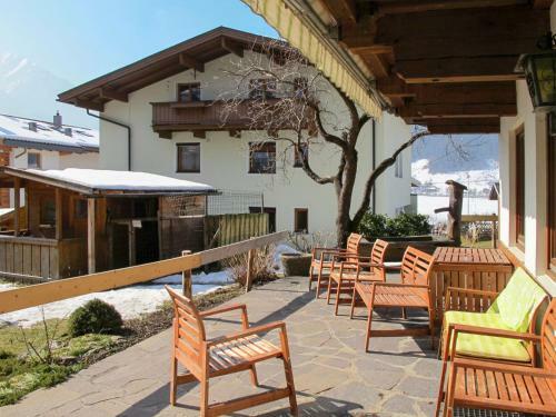 Holiday Home Eberharter - Mho110