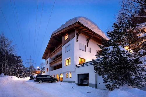 Saint Anton Chalet Sleeps 12