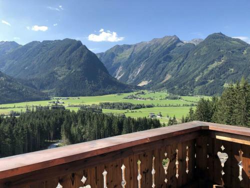 Charming Chalet With 3 Bathrooms, Near A Baby Lift