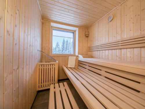 Top Class Chalet With 3 Bathrooms Near Small Slope