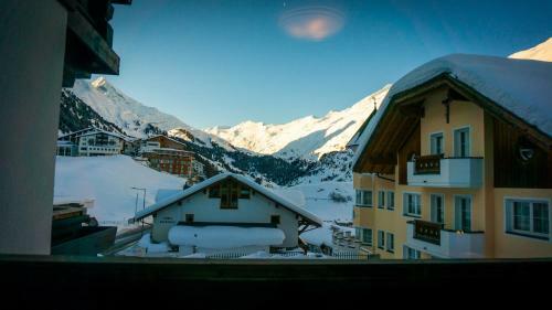 Hotel Alpenblume