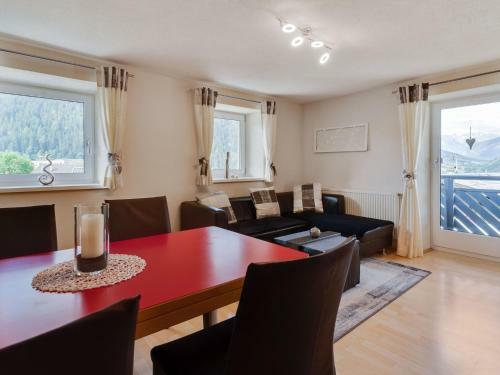 Mountain-view Apartment In �tz With Terrace