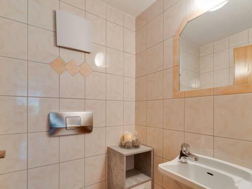 Mountain-view Apartment In �tz With Terrace