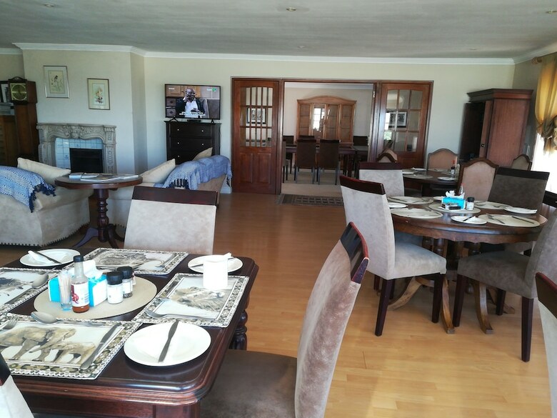 Hostal Blouberg Manor