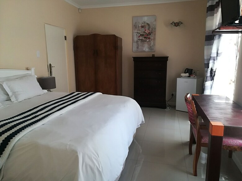 Hostal Blouberg Manor