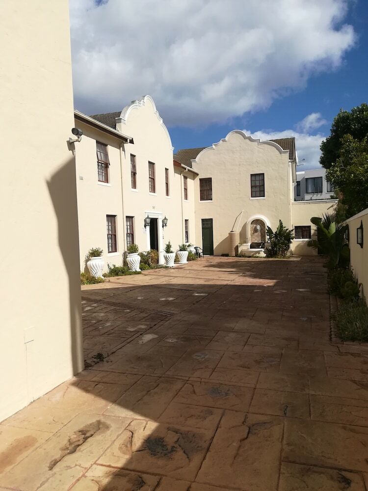 Hostal Blouberg Manor