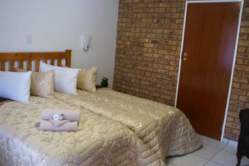 Airport Inn Bed And Breakfast