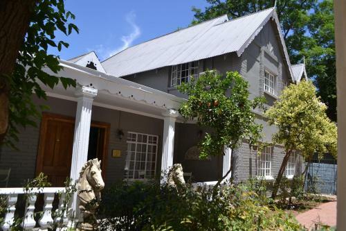 Hobbit Boutique Hotel