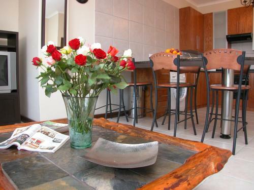 Apartamentos Keret Accommodation