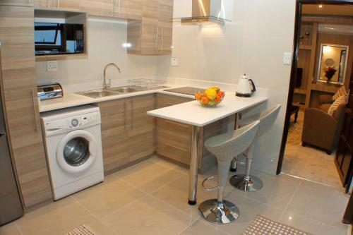 Apartamentos Keret Accommodation