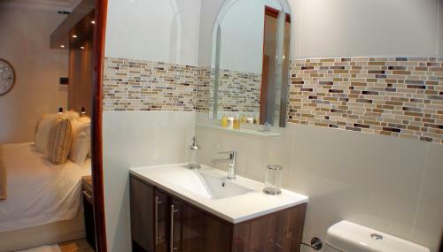Apartamentos Keret Accommodation