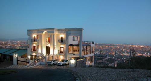Apartamentos Keret Accommodation