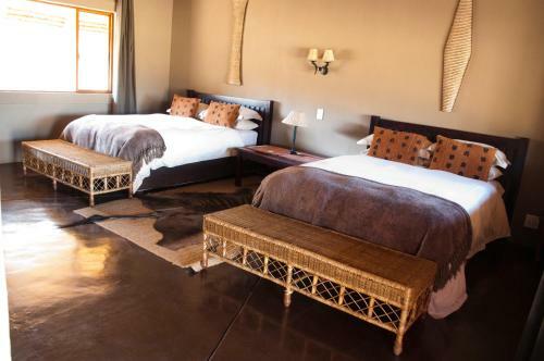Lodge Ubique Game Ranch