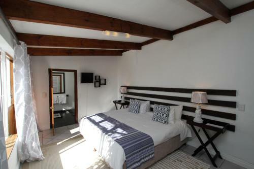 Hostal The Whaling Station Bed & Breakfast