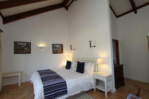 Hostal The Whaling Station Bed & Breakfast