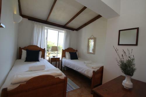 Hostal The Whaling Station Bed & Breakfast