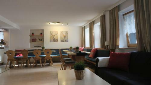 Haus Giggijoch By Ch�tel Reizen