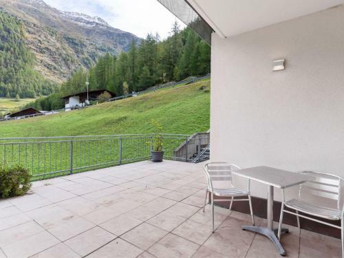 Mountain-view Apartment In Zwieselstein With Balcony