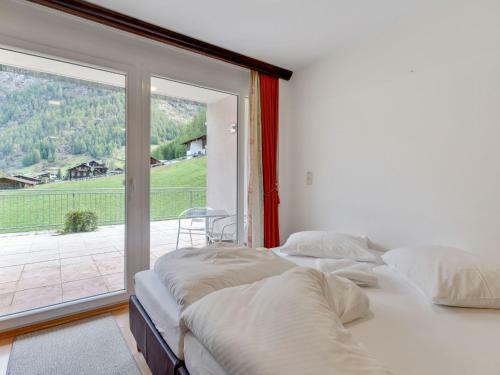 Mountain-view Apartment In Zwieselstein With Balcony