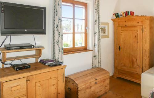 Nice Home In Strem-sumentendorf W/ Wifi And 2 Bedrooms