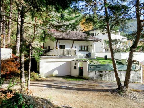 Holiday Home Waldruh - Sfe300