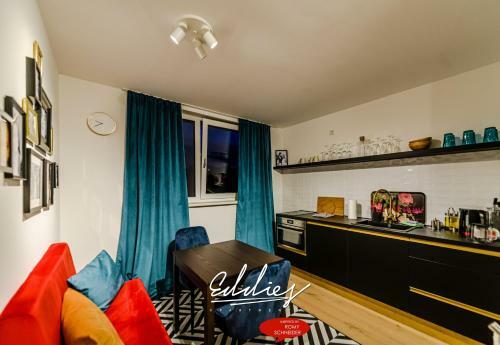 Eddie?s Design Apartments