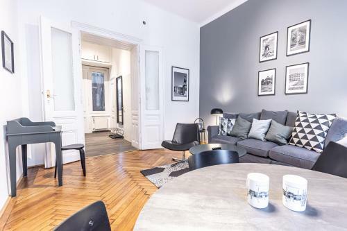 Eddie?s Design Apartments
