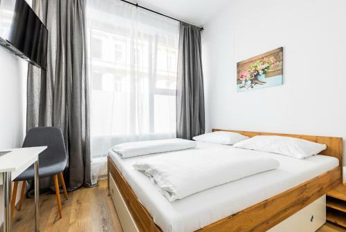 West Apartments - Contactless Check-in