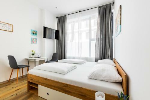 West Apartments - Contactless Check-in