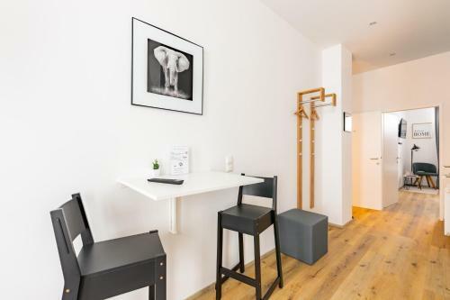 West Apartments - Contactless Check-in