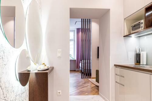 Zeus Design Apartments
