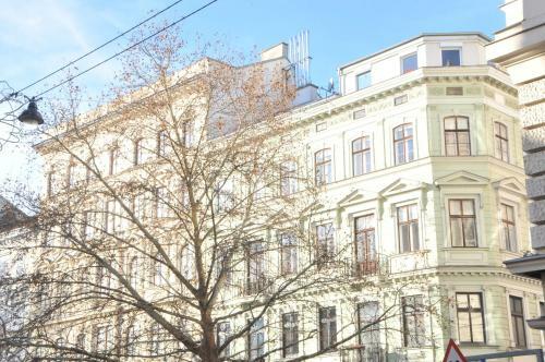 Charming Center City Apartment Vienna