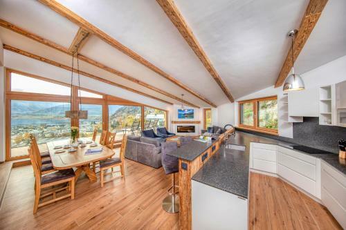 Eagles Nest By Alpen Apartments